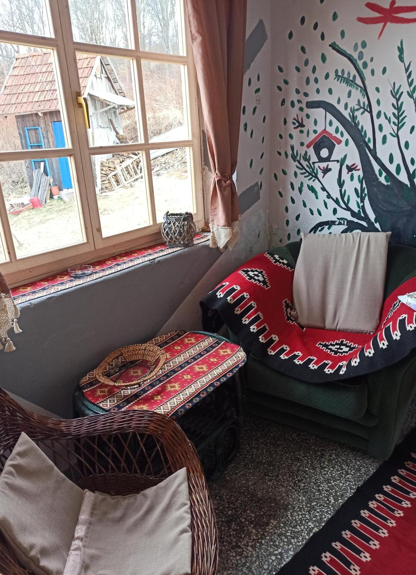 Kuca Despot Apartment Kremna Ruang foto
