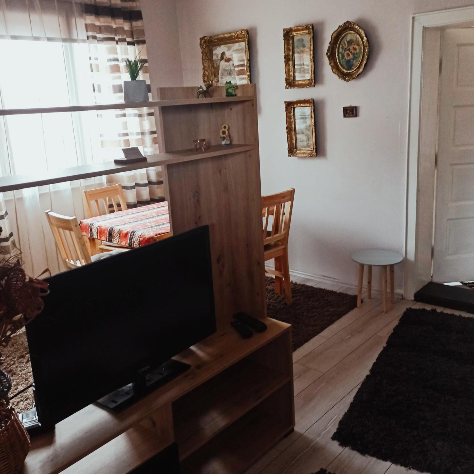 Kuca Despot Apartment Kremna Ruang foto
